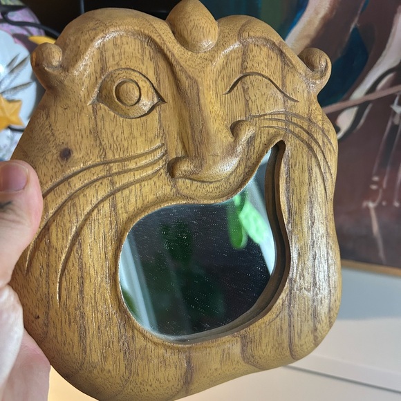 Whimsical Brown Wooden Human Face Mirror Handcrafted Indonesia 7.5” X 8.5 - Picture 12 of 12